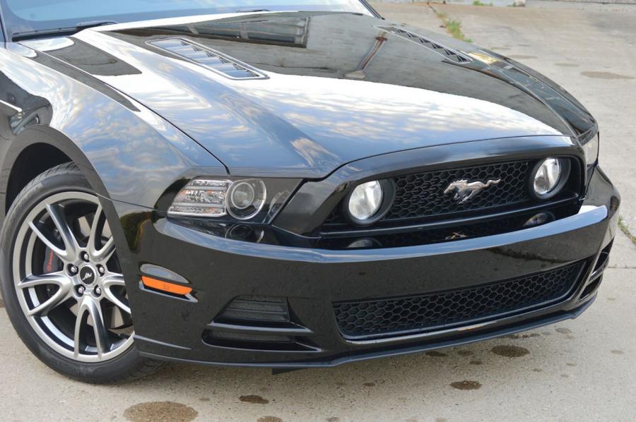  Ford Mustang GT 2014 года  (фото 22 из 27)